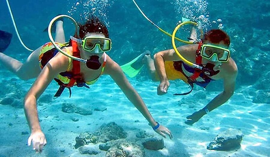 Sailing Splash Tour Speedboat, Snorkel, and Catamaran - Speedboat Like James Bond: The 2-Person Thrill