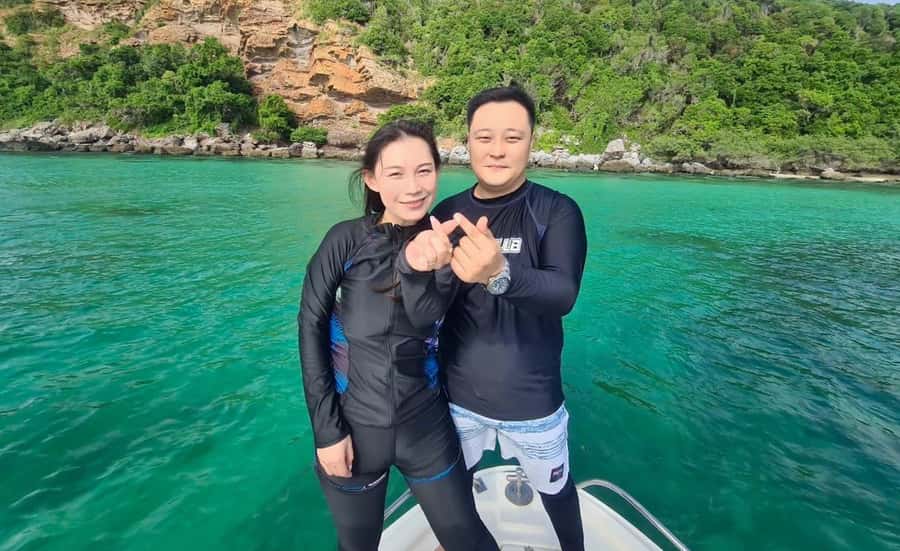 Samaesarn : Finding Nemo Snorkeling Tour Private speedboat - Unlimited underwater photos: how to get results without turning it into a project
