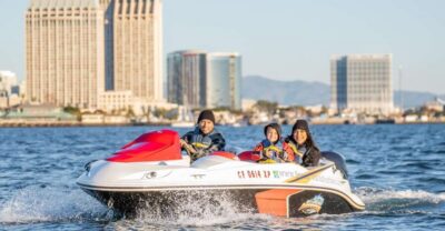 San Diego: Drive Your Own Speed Boat 2-Hour Tour - Where you meet and what to plan for beforehand