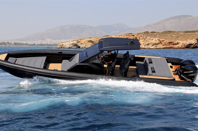 Santorini Caldera: Private Cruise with Speed Boat & Open Bar - Speed-boat feel vs comfort: what to expect on board