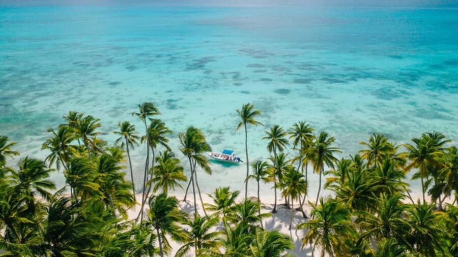 Saona Island: Catamaran/Speedboat Tour to a Dream Beach - From Bayahibe to the open water: how the day really starts