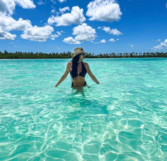 Saona Island Tour All Inclusive Speedboat and Catamaran - La Altagracia market time: arts and crafts, plus where your money goes