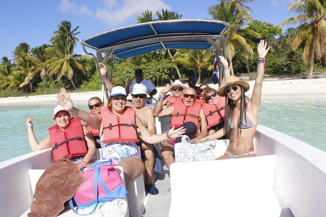 Saona Vip speedboat - Stop 1: Toro Beach on Isla Saona (Your Main Beach Hit)