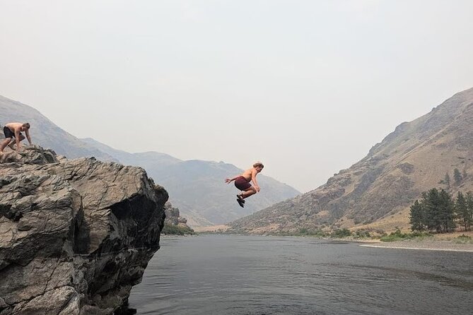 Scenic Jet Boat Tour through Hells Canyon - The 6-Hour Run: How the Timing Feels