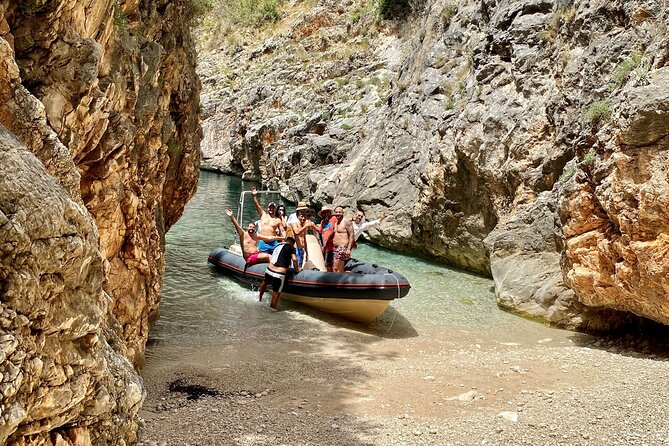 Secret Blue Gem Cave & Grama Bay Boat Tours Vlore - Plazhi i Llovizit: Beach Time After the Cave