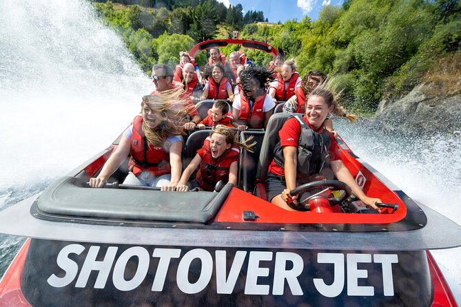 Shotover River Extreme Jet Boat Ride in Queenstown - Captains, Local Stories, and What Happens After the Spins
