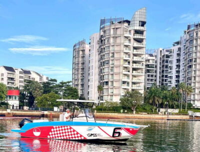 Singapore: Southern Island Speedboat Tour - Meeting at Sentosa Cove: how the start shapes your whole ride