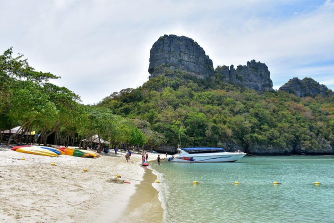 Snorkel and Kayak Tour to Angthong Marine Park by Speedboat from Koh Samui - Ko Wua Ta Lap: Thai lunch and beach time that makes the day worth it