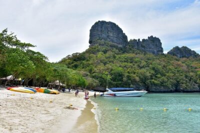 Snorkel and Kayak Trip to Angthong Marine Park by Speed Boat from Koh Phangan - Mu Ko Angthong snorkeling: gear is included, but conditions set the ceiling