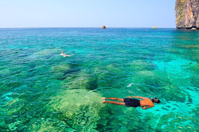 Snorkel Tour to Phi Phi Islands by Speed Boat from Koh Lanta - Snorkeling stops: what to expect and how to make it worth your time