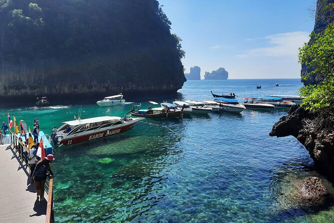 Snorkel Tour to Phi Phi Islands by Speed Boat from Koh Lanta - Group size, boat comfort, and the real risk: seasickness
