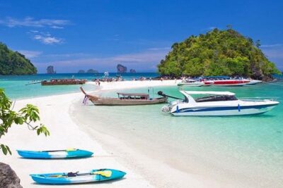 Snorkeling 4 Islands Tour by Speedboat From Krabi - Stop 1: Railay Beach Views and the Phra Nang Cave Area