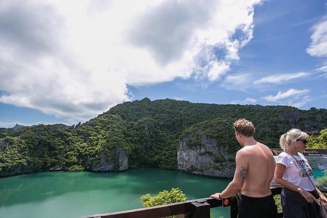 Snorkeling and Kayaking Tour at Angthong Marine Park by Speedboat from Koh Samui - Speedboat to Angthong Marine Park: a fast start, rougher water possible