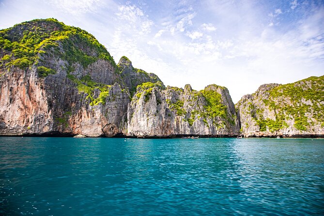 Snorkeling Phi Phi Islands Tour From Phi Phi by Speedboat - Crowds, timing, and why the day can feel rushed