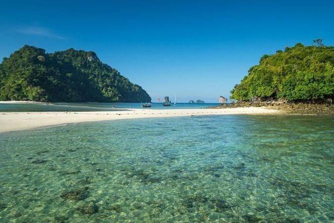 Snorkeling to Krabi 7 Islands Tour by Speedboat Including Sunset BBQ Dinner - Entering the Flow: Why this 7 Islands Tour Is a Great Fit