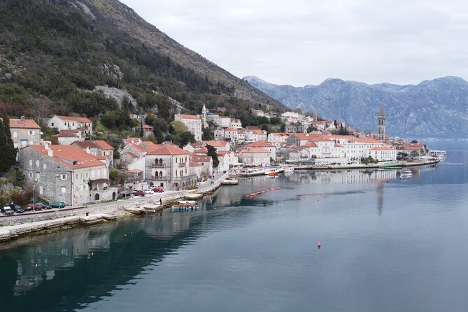 Speed Boat Trip: Kotor Bay attraction , Blue Cave and beach time - Blue Cave swim and snorkel: how the stop really works