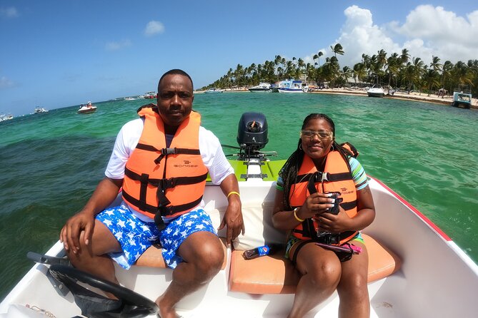 Speedboat Adventure to Snorkeling Spot and Natural Pool - Speedboat Control and a Small Group Setup