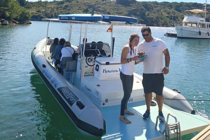 Speedboat excursion through the coves of northern Menorca - Stop-by-stop: how the north coast unfolds in 3 hours