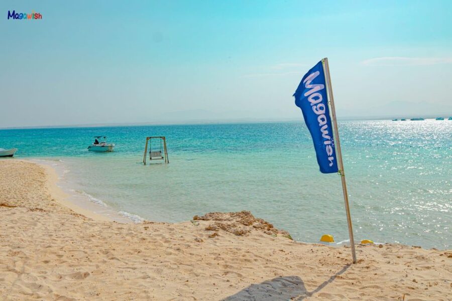 Speedboat,Parasailing, Snorkeling & Piece Of Paradise Island - Snorkelling at two stops: what you’re really paying for