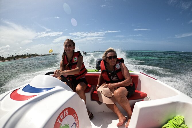 Speedboat & Snorkeling from Punta Cana - Guides and safety: what to expect from the people in charge