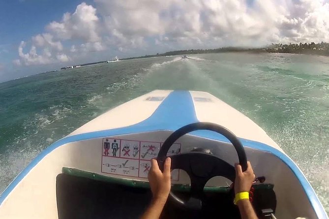Speedboat & Snorkeling from Punta Cana - Photos, souvenirs, and the one place you can overspend