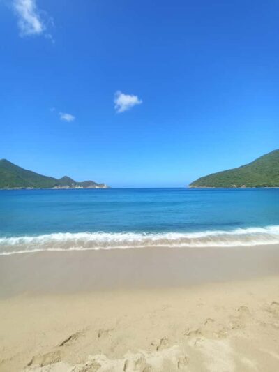 SPEEDBOAT TOUR TO TAYRONA CRISTAL BEACH - Pickup, timing, and how to avoid the day going sideways