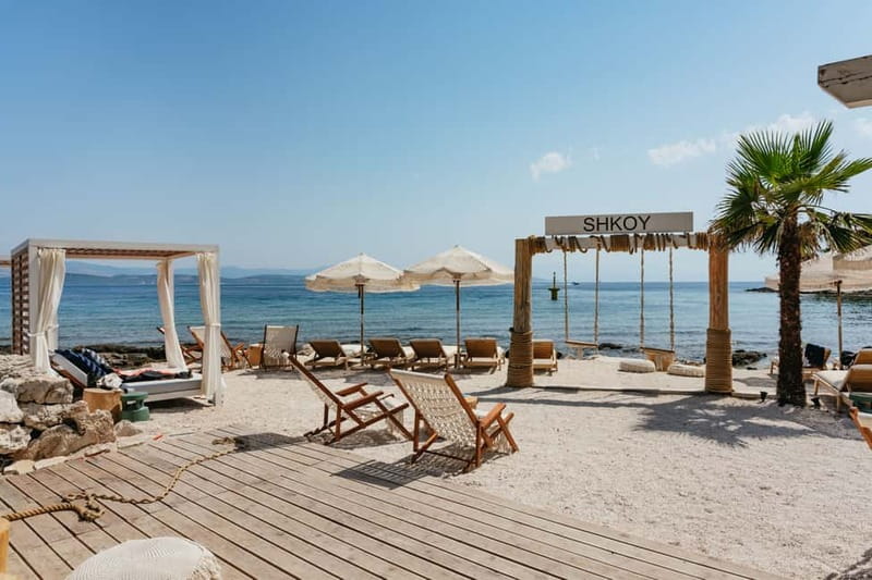 Split: Blue Lagoon & 3 Islands Small Group Speedboat Tour - Trogir’s Old Town in One Go: What to Do With 75 Minutes