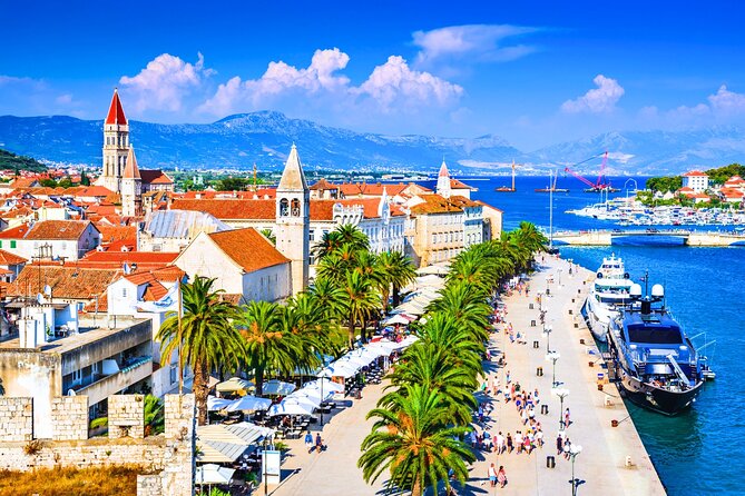 Split: Blue Lagoon & 3 Islands Speedboat Tour - Small group - Trogir’s 75 minutes: UNESCO streets without the museum pacing