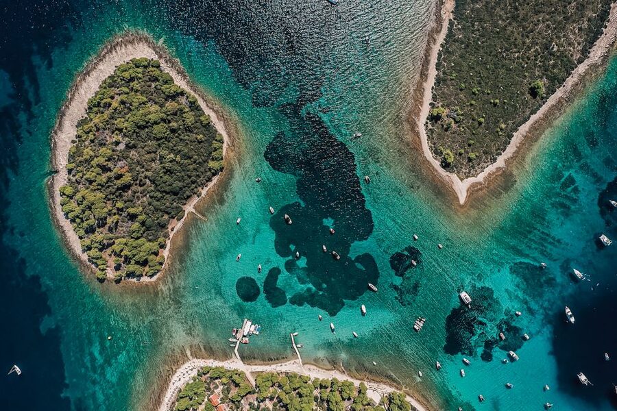 Split: Blue Lagoon and 3 Islands Speedboat Tour - Who this tour is best for