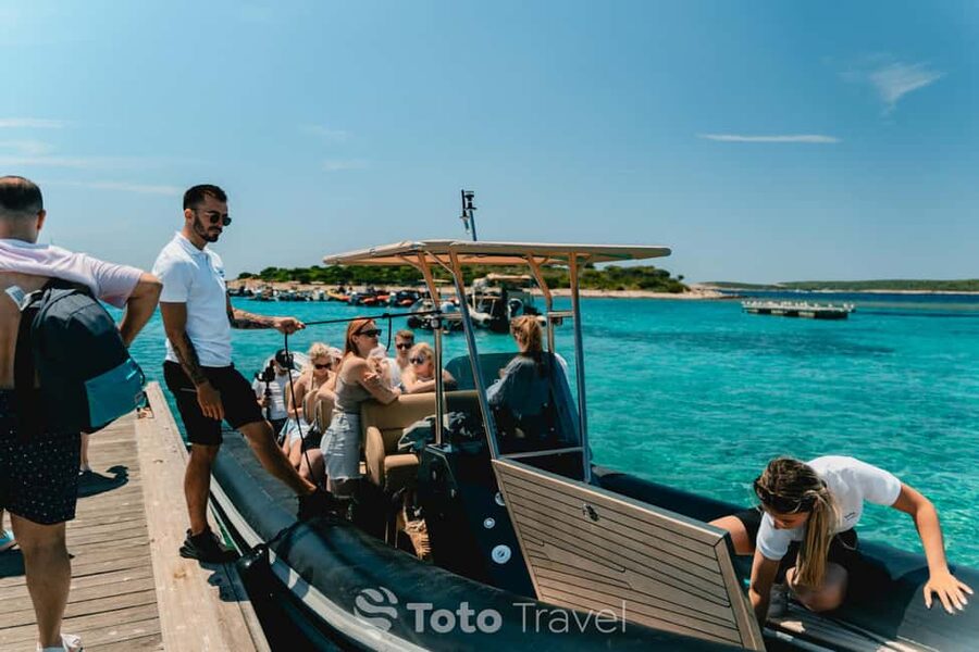 Split/Podstrana: Blue Cave, Hvar & 6 Islands Speedboat Trip - Komiža on Vis: Mamma Mia Streets, Coffee Break, and Real Village Time