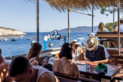 Split/Trogir: Blue Cave, Vis, and Hvar Speedboat Day Tour - Split/Trogir speedboat comfort: sun, choppiness, and where to sit
