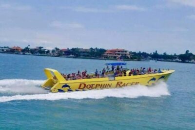 St. Pete Beach: Dolphin Racer Cruise by Speedboat - St. Pete Beach Speedboat: From Check-In to Off You Go