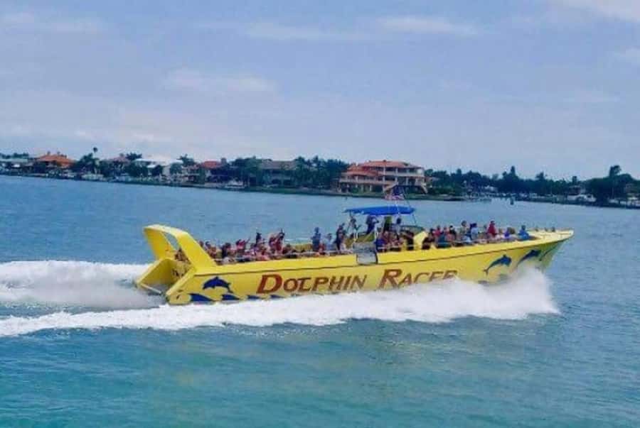 St. Pete Beach: Dolphin Racer Cruise by Speedboat - St. Pete Beach Speedboat: From Check-In to Off You Go