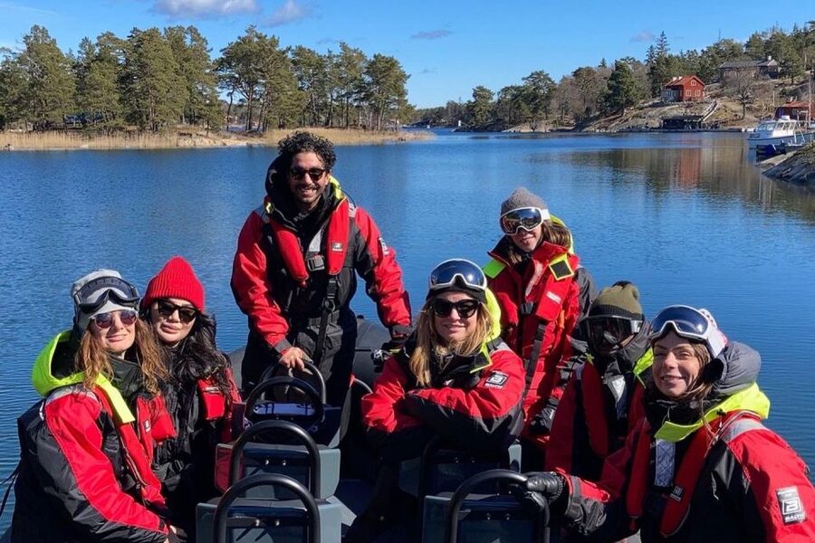 Stockholm: 2-Hour RIB Speed Boat Tour of the Archipelago - Vaxholm Fortress: the history hit on the return route