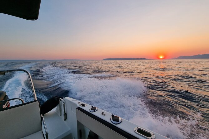 Sunset Speedboat Tour in Makarska with swim stop on island Brač - Group size, language, and the vibe on board