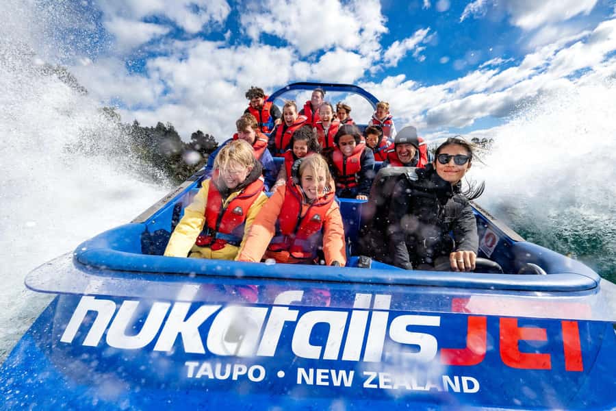 Taupō: Huka Falls 30-Minute Jet Boat Experience - Quick hits: what makes this Taupō jet boat trip special