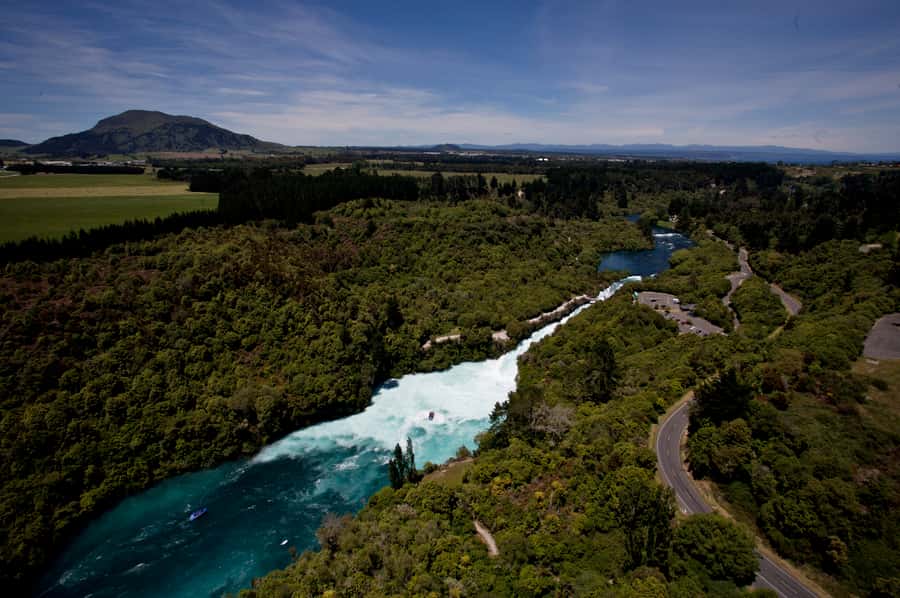 Taupō: Huka Falls 30-Minute Jet Boat Experience - Meet the team at Wairakei Tourist Park and prep smart