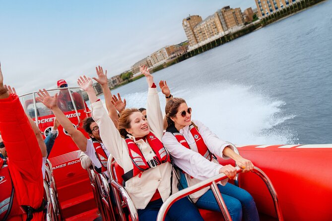 Thames High-Speed Zone Speedboat in London - The onboard crew: skipper, guide, and the comedy factor