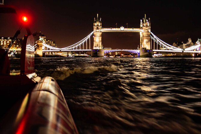 Thames Rockets Sunset London Speedboat Experience - Docklands and Canary Wharf at speed: big skyline, big adrenaline