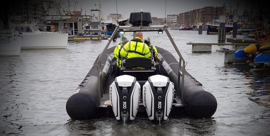 The Hague: Powerboat Tour Scheveningen - Meeting Bubbles at Powerboat-Scheveningen