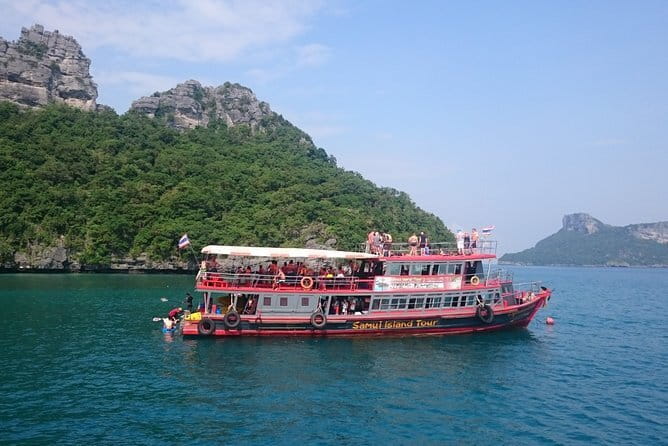 The Pigs Island snorkeling trip from Koh Samui by Speedboat - Thong Krut Beach: the lunch and reset point