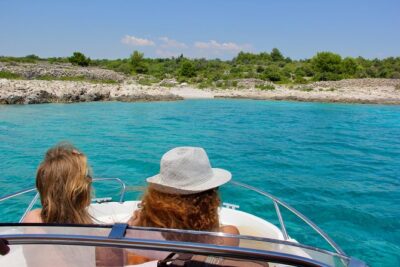 Three Islands Private Speedboat Tour With Blue Lagoon Stop - Vela Rina Bay: swimming and snorkeling with the gear ready