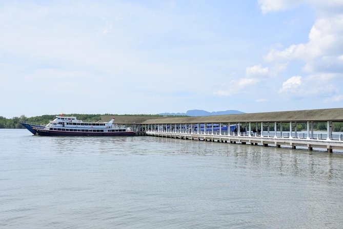 Travel from Koh Phi Phi to Krabi by Ferry/Speedboat - When the sea decides: delays, reschedules, and refunds