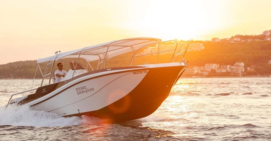 TROGIR: Blue Lagoon & 3 Islands Half-day Speedboat tour - Blue Lagoon on Drvenik Veliki: Where the Day Gets Its Wow Factor
