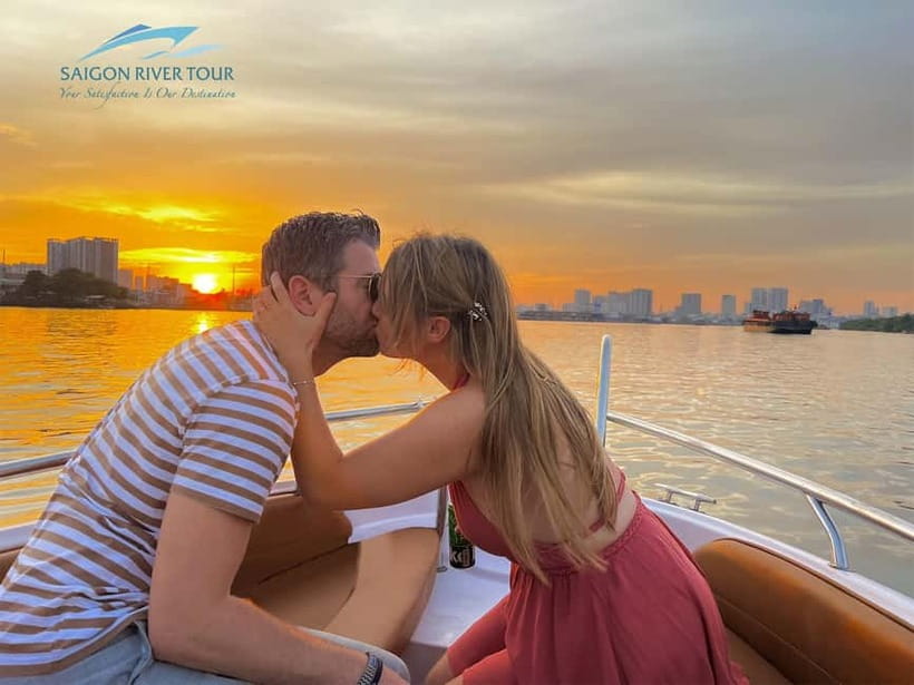 VIP Tour Enjoy Romantic Sunset by Speed Boat Free Cocktail - The riverside happy hour around 6 PM: cocktail time with a view