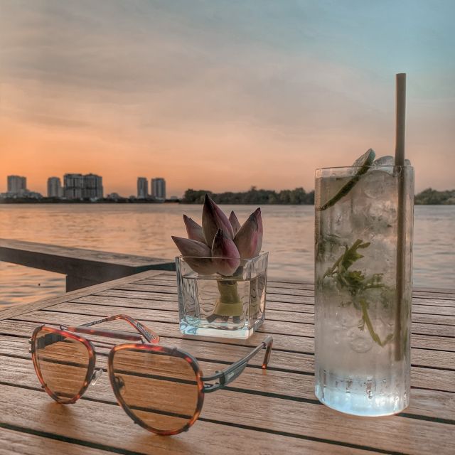 VIP Tour Enjoy Romantic Sunset by Speed Boat Free Cocktail - Should you book the VIP Romantic Sunset Speedboat Tour?