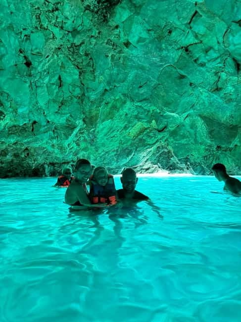 Vlora: Blue Cave and Grama Bay Full-Day Speedboat Tour - Getting the most out of the boat ride (and keeping it comfortable)