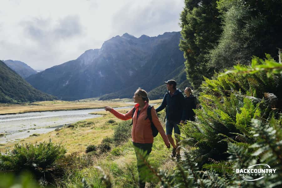 Wānaka: Heli Siberia - Helicopter Flight, Hike & Jet Boat - Meeting at Backcountry Helicopters: your first reality check