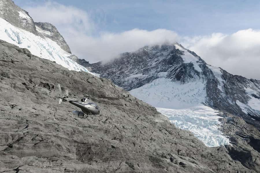 Wānaka: Heli Siberia Max - Helicopter Flight, Hike, Jet Boat - Practical Packing Checklist (So You Don’t Regret It)