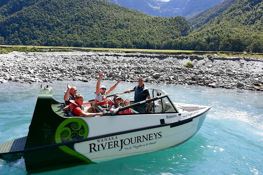 Wanaka: Jet Boat & Wilderness Walk - Stops and photo moments: where the magic shows up